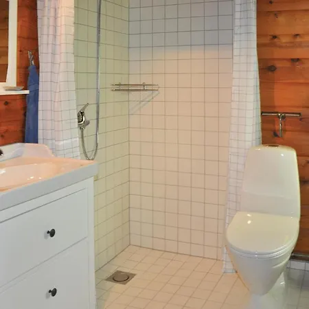Дом отдыха 2 Bedroom Amazing In