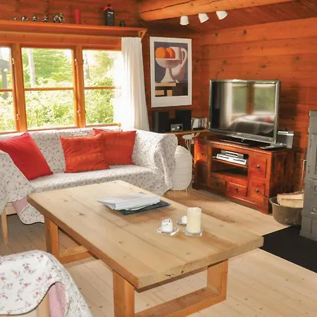 2 Bedroom Amazing In Оттеруп